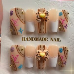 Designer-Inspired Handmade Nail Set